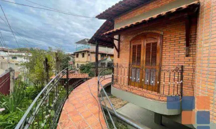 Casa com 3 dormitórios à venda, 111 m² por R$ 750.000,00 - Centro - Sabará/MG