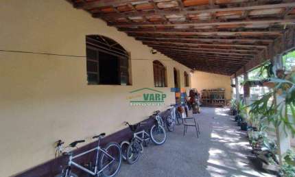 Casa à venda por R$ 900.000 - Avenida Carvalho de Brito- Sabará/MG