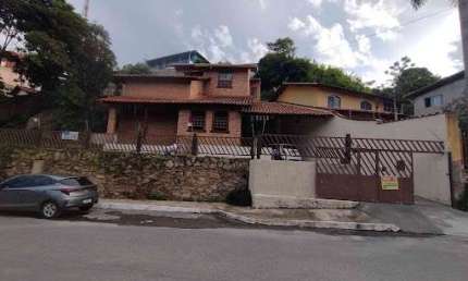 Casa com 5 dormitórios por R$ 720.000 - Nações Unidas - Sabará/MG