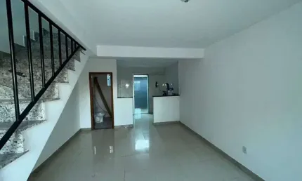 Casa com 2 quartos à venda na Rua Doutor Anastácio Symphrônio de Abreu, Vila Real, Sabará