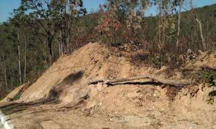 Terreno à venda na Avenida Serra da Piedade, Serranos, Sabará