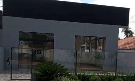 Oportunidade Única: Comercial em Curitiba para Locação!