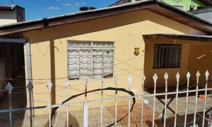 Casa com 2 quartos à venda na Rua Reinaldo Issberner, 130, Cajuru, Curitiba, 60 m2 por R$ 450.000