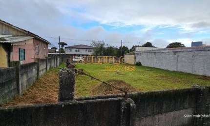 Casa à venda em Curitiba-PR, Cajuru: 2 quartos, 1 sala, 1 banheiro, 15 vagas, 71m² de área. Venha conferir!