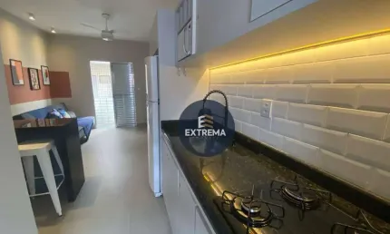 Kitnet com 1 dormitório à venda, 34 m² por R$ 238.000,00 - Guilhermina - Praia Grande/SP
