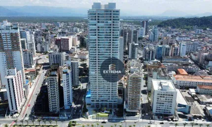 Apartamento de 3 dormitórios sendo 3 suítes a venda em praia grande, mobiliado e decorado.