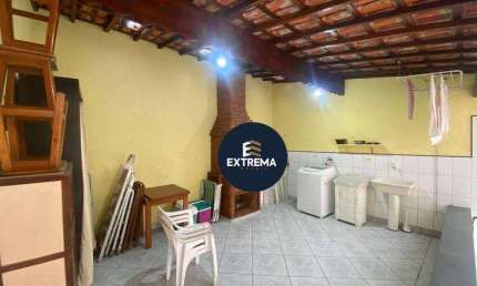 Sobrado Vista Mar na Guilhermina – 3 Dorms, Mobiliado, 90m da Praia!
