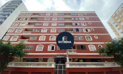 Apto reformado na praia grande – 1 dorm, piscina, financia e aceita carro!