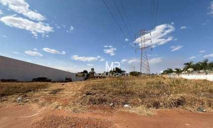 Terreno à venda, 8664 m² por R$ 1.700.000,00 - Jardim das Rosas - Jaboticabal/SP