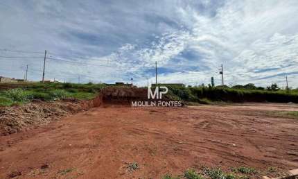 Terreno à venda, 465 m² por R$ 100.000,00 - Residencial Manacás - Jaboticabal/SP