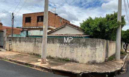 Casa à venda, 81 m² por R$ 125.000,00 - Barreiro - Jaboticabal/SP