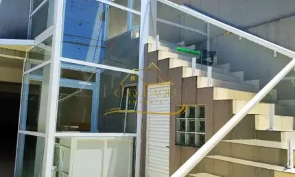 Sobrado novo, com 2 suítes, 1 vaga livre e coberta na  Cidade lider.
