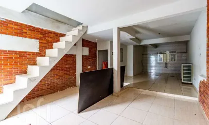 Casa com 5 quartos à venda na Alto Domingos, 20, Penha, São Paulo por R$ 689.000