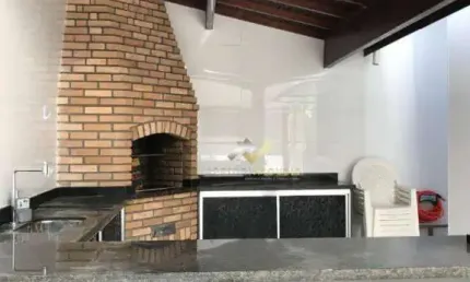 Sobrado com 3 dormitórios para alugar, 313 m² por R$ 9.300,00/mês - Matriz - Mauá/SP
