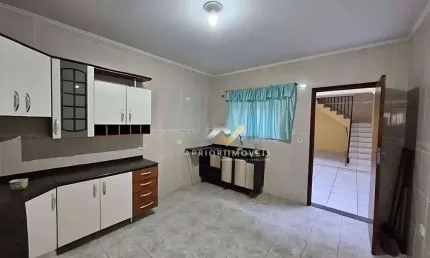 Sobrado com 2 dormitórios à venda, 181 m² por R$ 550.000,00 - Jardim Las Vegas - Santo André/SP