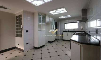 Casa com 4 dormitórios para alugar, 314 m² por R$ 6.133,00/mês - Vila Camilópolis - Santo André/SP