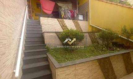 Sobrado com 3 dormitórios à venda, 200 m² por R$ 795.000,00 - Utinga - Santo André/SP