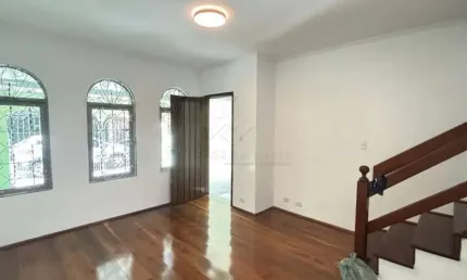 Sobrado à venda com 120m², 2 quartos e 2 vagas no bairro santa maria, santo andré/sp