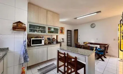 Sobrado com 3 dormitórios à venda, 195 m² por r$ 910.000,00 - vila alto de santo andré - santo andré/sp