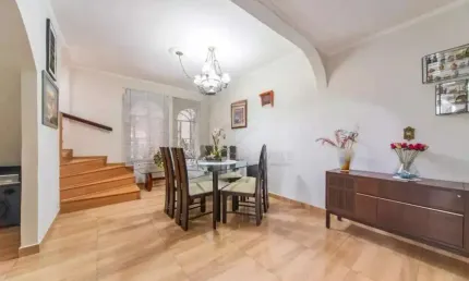 Sobrado à venda com 177m² por R$ 750.000,00 na Vila Pires, Santo André/SP