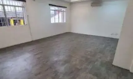 Sobrado com 3 dormitórios para alugar, 172 m² por R$ 7.440,40/mês - Jardim - Santo André/SP