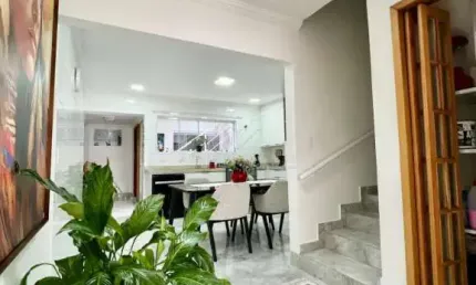 Sobrado com excelente localização 03 dormitórios e 02 vagas na vila alzira- santo andré/sp