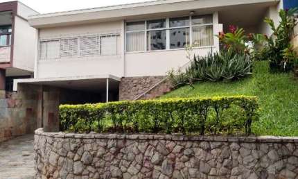 Casa comercial à venda no Lidice, Uberlândia 