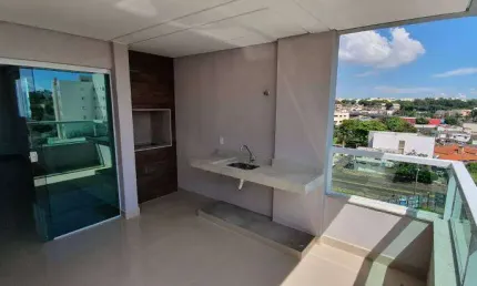 Apartamento com 3 quartos à venda em Saraiva, Uberlândia 