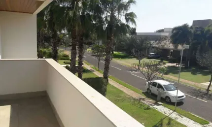 Casa com 4 quartos à venda no Jardim Karaíba, Uberlândia 