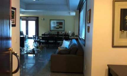 Casa com 4 quartos à venda no Umuarama, Uberlândia 
