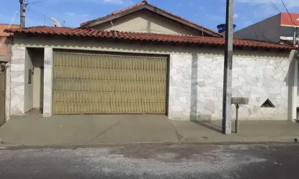 Casa com 4 quartos à venda no Taiaman, Uberlândia 