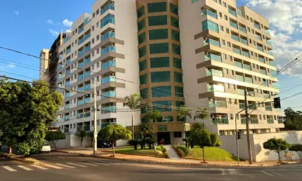 Apartamento - Cobertura, para Venda em Uberlândia/MG