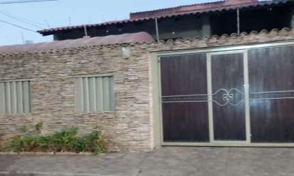 Casa com 3 quartos à venda na Nossa Senhora Aparecida, Uberlândia 