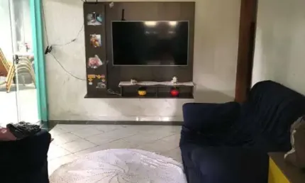 Casa com 4 quartos à venda no Jardim Califórnia, Uberlândia 