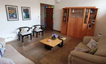 Casa com 5 quartos à venda no Lidice, Uberlândia 