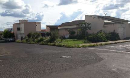 Terreno à venda no Pampulha, Uberlândia 