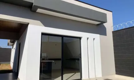 Casa com 3 quartos à venda no Loteamento Portal do Vale II, Uberlândia 