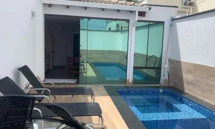 Casa com 3 quartos à venda no Jardim Inconfidência, Uberlândia 