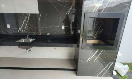 Casa com 3 quartos à venda no Jardim Botânico, Uberlândia 