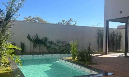 Casa com 3 quartos à venda em Laranjeiras, Uberlândia 