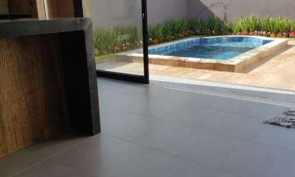 Casa - Sobrado em condomínio, para Aluguel em Uberlândia/MG