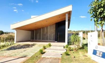 Casa com 3 quartos à venda no Granja Marileusa, Uberlândia 
