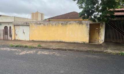 Casa com 4 quartos à venda no Brasil, Uberlândia 