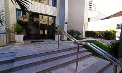 Apartamento com 4 quartos à venda no Fundinho, Uberlândia 