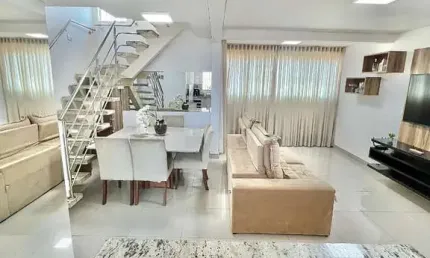 Apartamento - Cobertura, para Venda em Uberlândia/MG