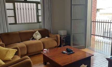 Casa comercial à venda no Cazeca, Uberlândia 