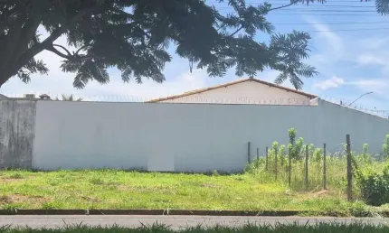 Terreno comercial à venda no Bosque dos Buritis, Uberlândia 
