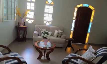 Casa com 4 quartos à venda no Martins, Uberlândia 