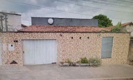 Casa com 3 quartos à venda em Laranjeiras, Uberlândia 