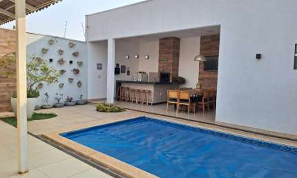 Casa com 3 quartos à venda em Laranjeiras, Uberlândia 
